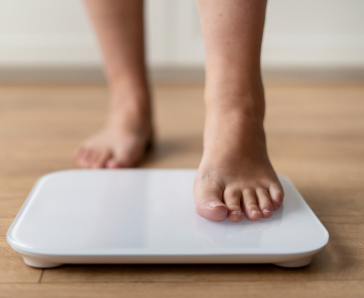 lady with
Weight Scale
